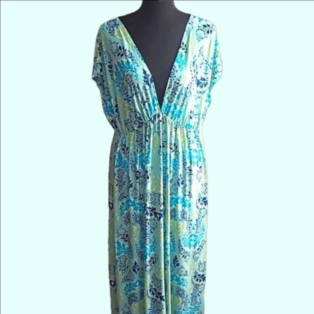 Ambrielle blue green patterned full length short sleeved dress. Size XL.